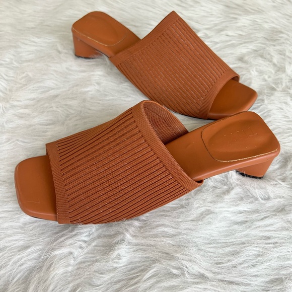 TIJN Katrin Brown Modern Square Toe Mules - Picture 2 of 5